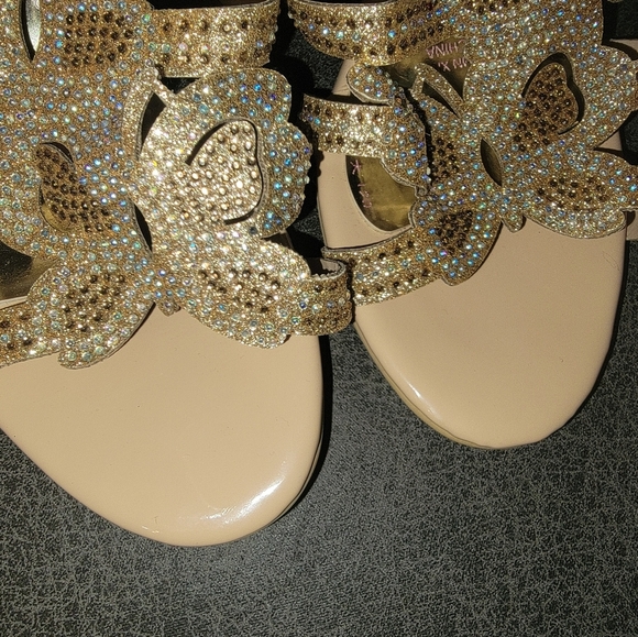 NWOT BEAUTIFUL BUTTERFLY RHINESTONES SHOES SIZE 39 - Picture 5 of 8